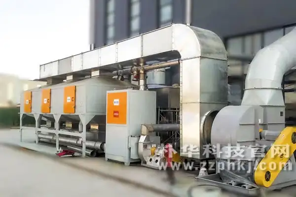 喷漆房leyu乐鱼web登录入口催化燃烧设备安装在客户厂区
