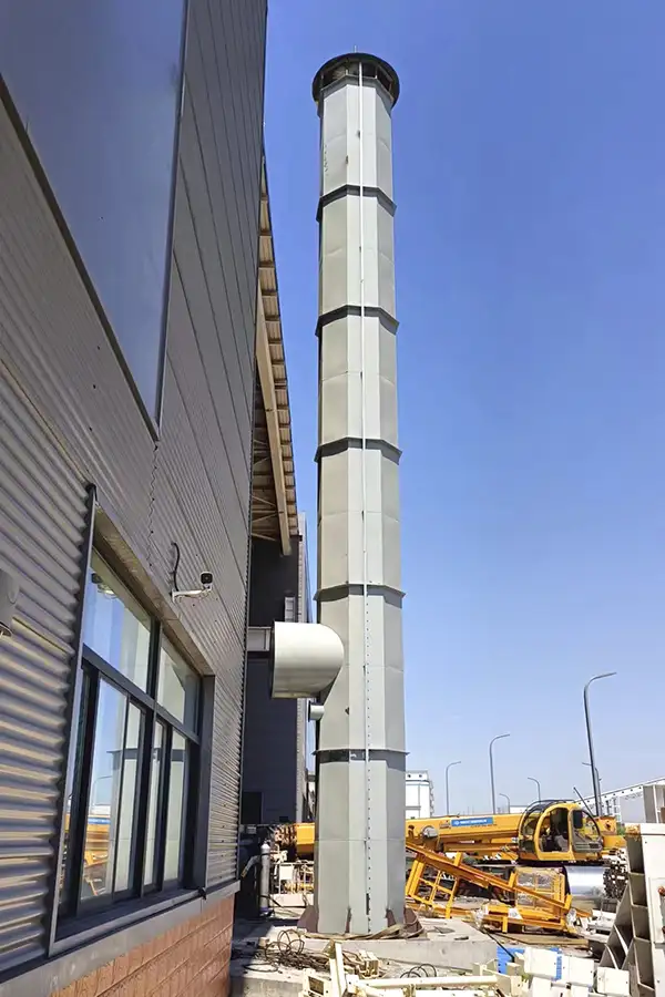 化工leyu乐鱼web登录入口18米高排气筒安装 化工leyu乐鱼web登录入口18米高排气筒安装