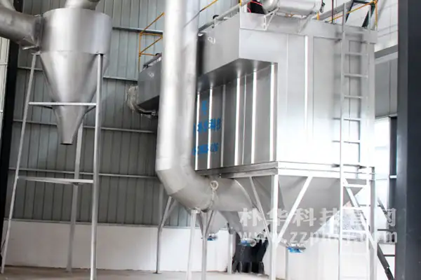 案例:耐高温布袋除尘器设备安装在客户车间