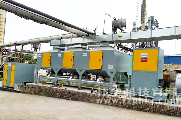 案例：高效有机leyu乐鱼web登录入口催化燃烧设备安装在客户厂区